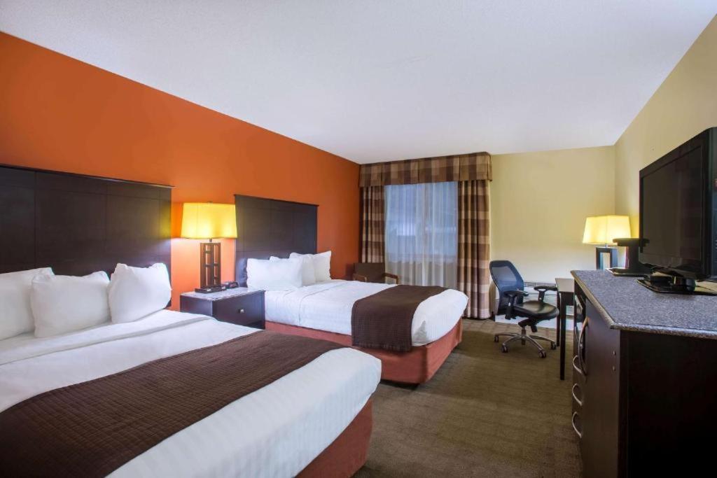 Riverfront Hotel อินเตอร์เนชั่นนอลฟอลส์ ภายนอก รูปภาพ