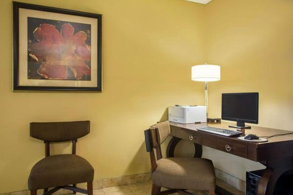 Riverfront Hotel อินเตอร์เนชั่นนอลฟอลส์ ภายนอก รูปภาพ